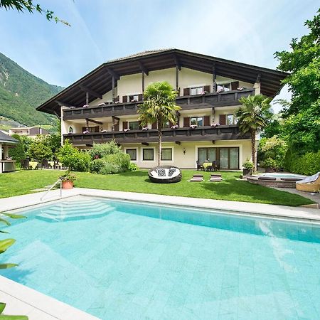 Hotel Verena Lana Exterior photo